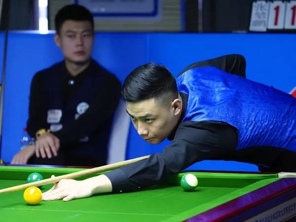 观的经济回 观的经济回